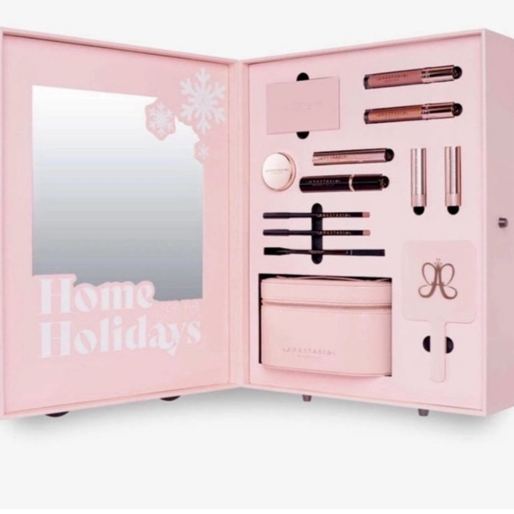 Anastasia Home for the Holiday